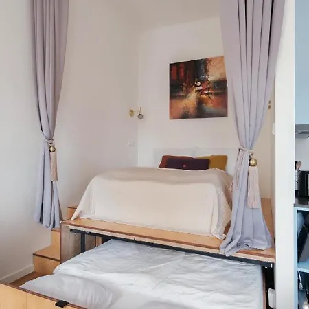 Prague Days - Spacious City Center Studios Next To The Powder Tower-3
