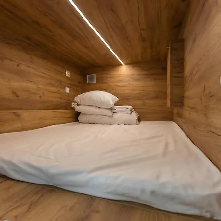 Expo Capsule Hostel-3