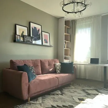 Luxury Pearl With Parking Place In Holesovice-3
