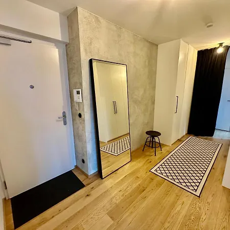Room B 502-3