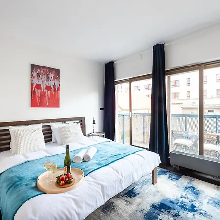 Spacious Family Apartments With Balcony I Metro I Karlin-2