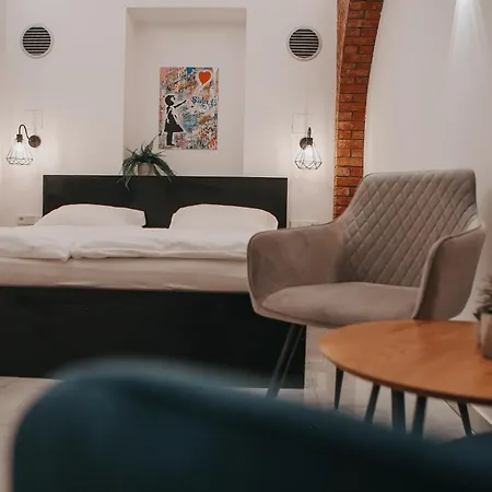 Zizkoff Apartments-3