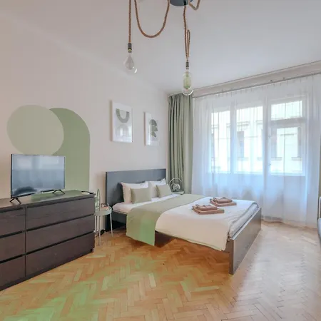Cozy Prague Apartment-3