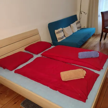 Comfy Home In Vinohrady-3