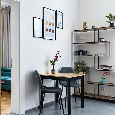 Stay2Gether City Buzz Apt - O2 Arena - Sleeps 6-2