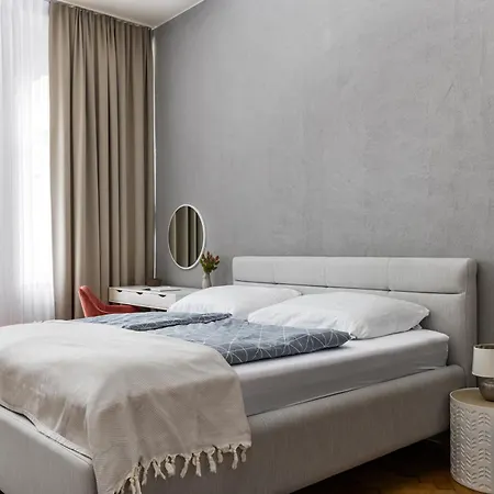 Stay2Gether City Buzz Apt - O2 Arena - Sleeps 6-2