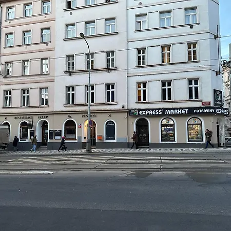 Apartment 4 Room, 2 Bath, Parking-3