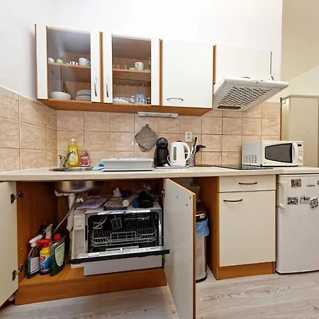 Riverside Apartment-3