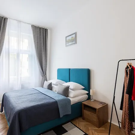 Prague - Karlin Apartments-2