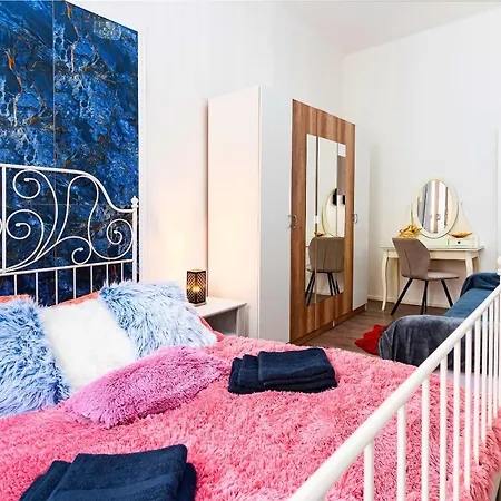 Grand Deluxe Suite-2