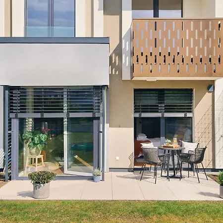 Beta Home - Free Garage, Air Condition, Garden, At Metro, 2Nd Parking On Request-2