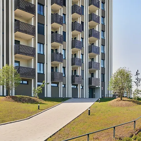 Beta Home - Free Garage, Air Condition, Garden, At Metro, 2Nd Parking On Request-2