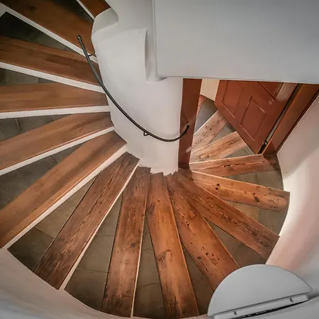 3 Epoques Apartments By Adrez-2