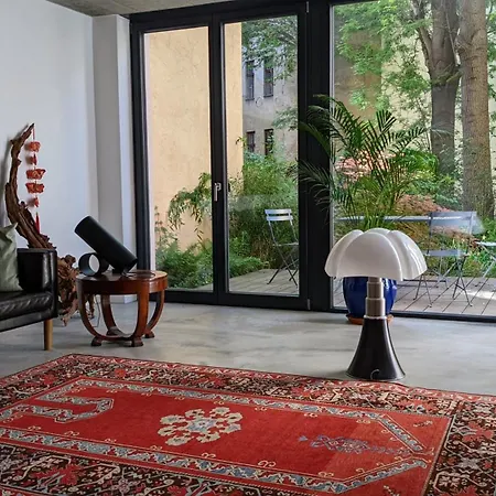 Romantic And Atypical Apartments In Prague'S Montmartre-3