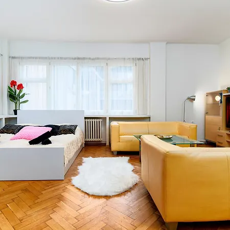 Moonlight Deluxe Suite-2