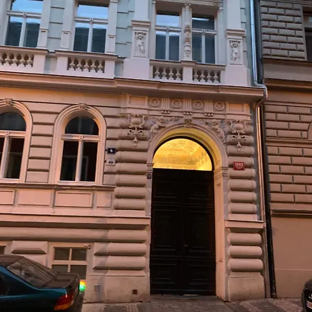 Charles Square Prague Apartment-3