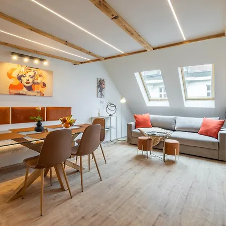 Stylish Loft Apartment In Prague City Centre By Easybnb Premium-3