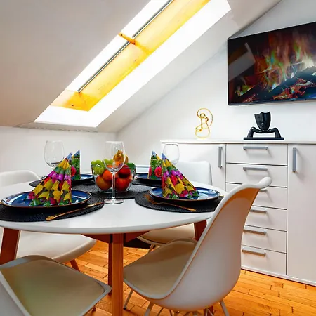 River Deluxe Suite-2
