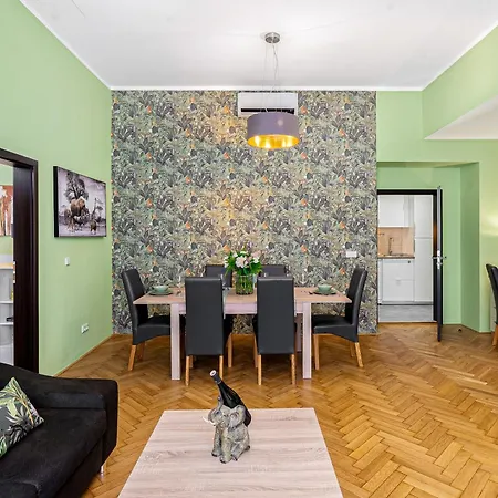 Oasis Apartments At Charles Square-3