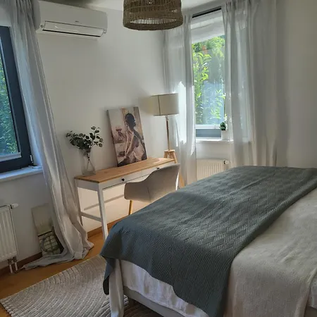 Apartmán v Praze 6, Sedlec-3