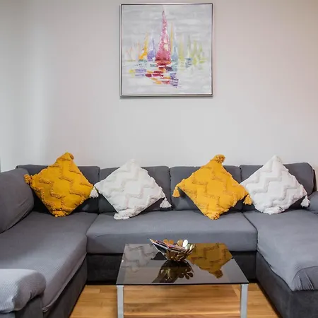 Newly Built Apartment With Balcony, Ac And Free Indoor Garage-2