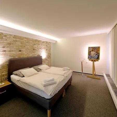 Vida Prostorny 220 M2 3Br Apartman S Krbem A Zahradou, Idealni Pro Rodiny-2