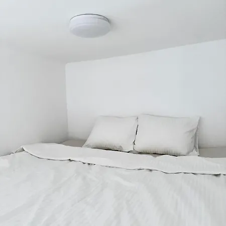 Apartment By Charles Bridge-2