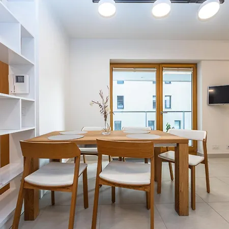 Wishlist Prague Residences - Karlin Free Parking-3