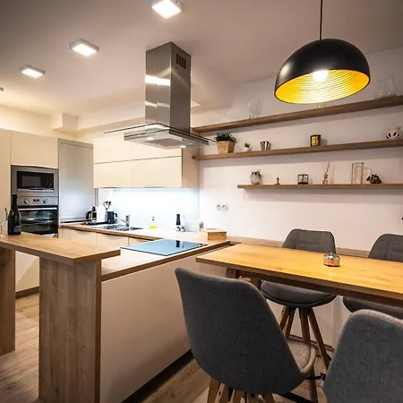 Luxury Angel Apartment With Terrace-3