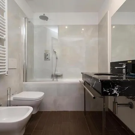 Riverside Palace Apartments-2