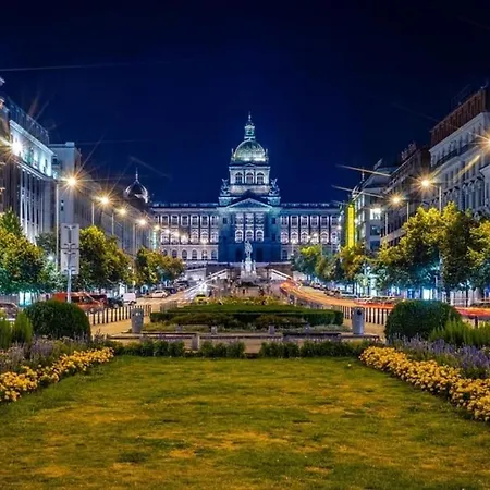 Super Central Prague Apartment Superhost 5 Stars-3