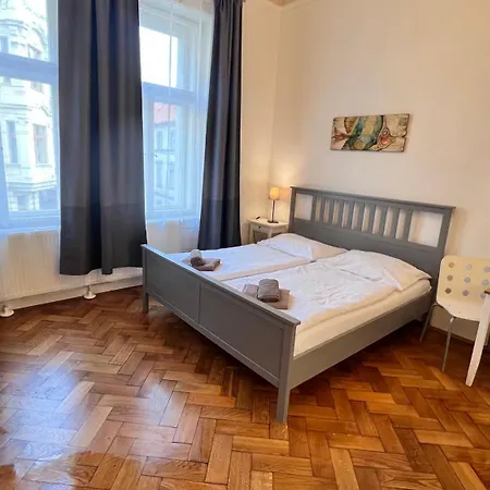 Old Town - Dusni Apartments-3