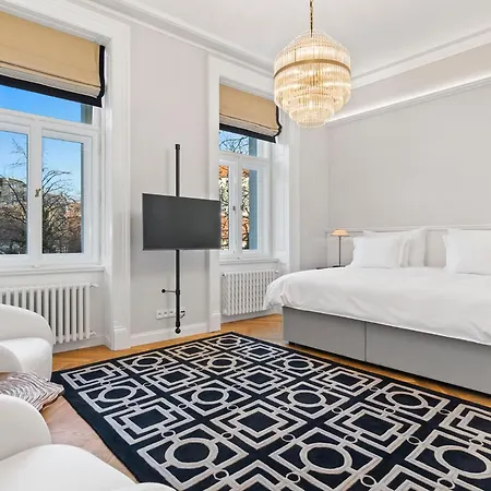 Vodickova Luxury Suites-2
