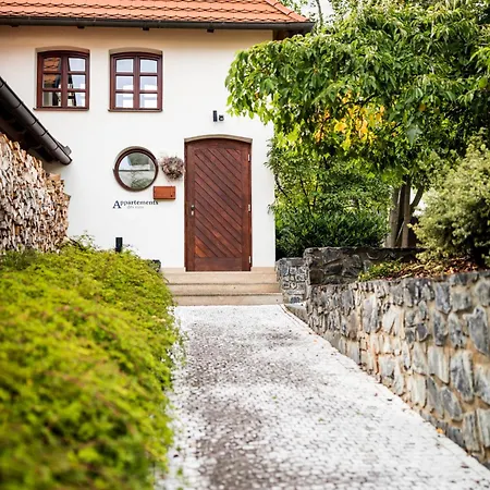 Apartmány Vinice Salabka-2