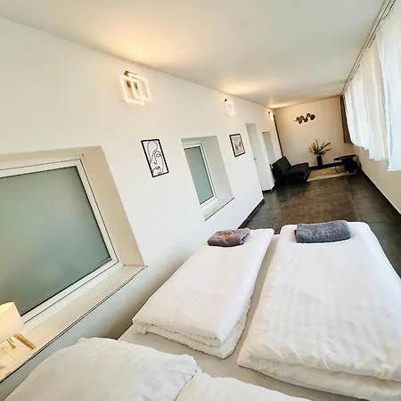 Villa Apartments With Free Parking Prague 5-3