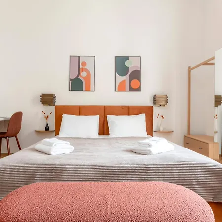 Oomph Apartments-3