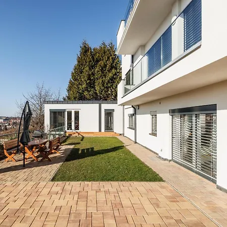 Airport Luxury Apartment & Spa Prague-2