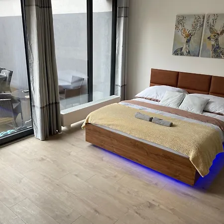 Alex Apartment -2 Min O2 Arena -Free Parking- Metro Nearby-2