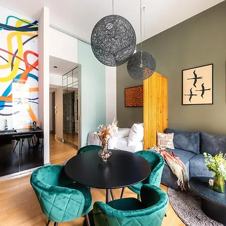 Billionaires Boutique Residence & Premium Suites, Old Town-2
