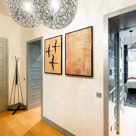 Billionaires Boutique Residence & Premium Suites, Old Town-3