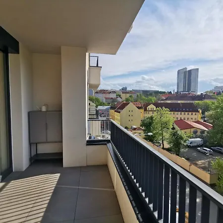 Free Private Parking, Central Location, Nuslesky Pivovar Sunset Balcony Home,-2