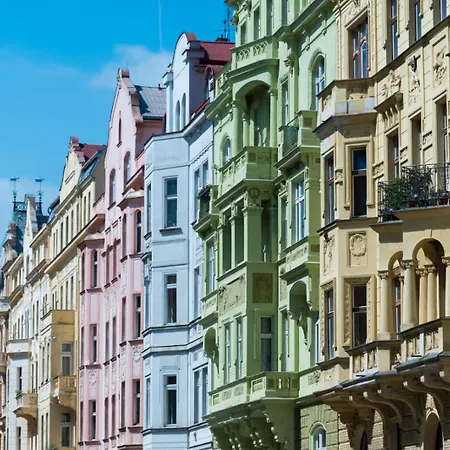 Budget Apartment In Prague'S Best Local Area-3