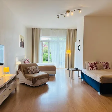 Maria Apartments - Free Parking-2