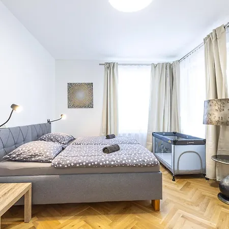 Spoon Apartment Prague 1-2