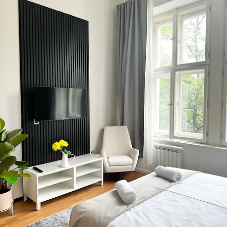 Stylish 2Br With Stunning View Of National Muzeum-2