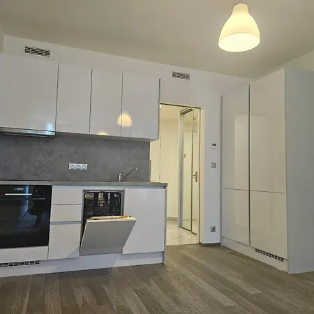 New Apartment - O2 Arena Prague With Parking-2