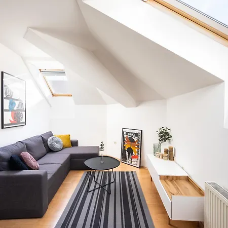 Boheme Apartment Prague Three-2