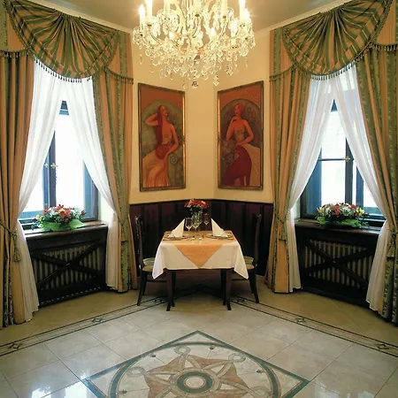 Green Garden Hotel-2