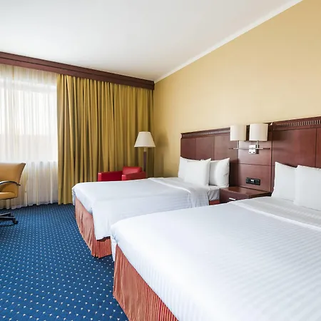 Courtyard By Marriott Prague City-3