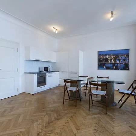 Royal Road Residence-3